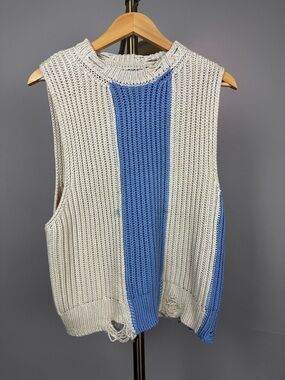 Zara Sleeveless Knit Colorblock Vest in Cream and Blue